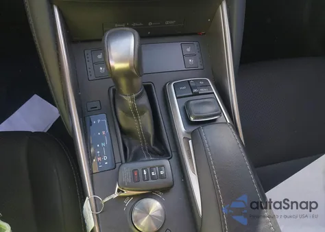 2019 Lexus Is 300 из США, поврежденный, VIN JTHBA1D26K5090136